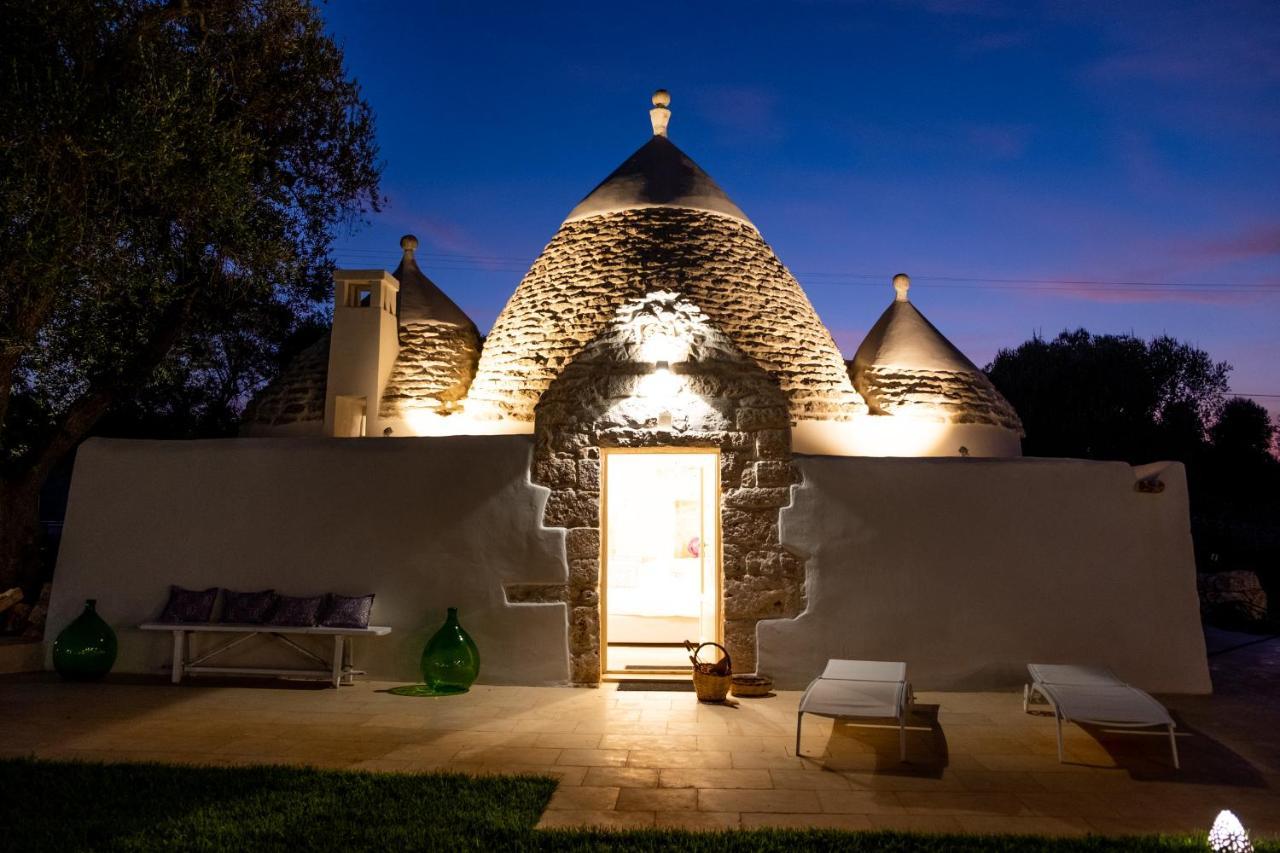 Casa Tonini Villa ออสตูนี ภายนอก รูปภาพ