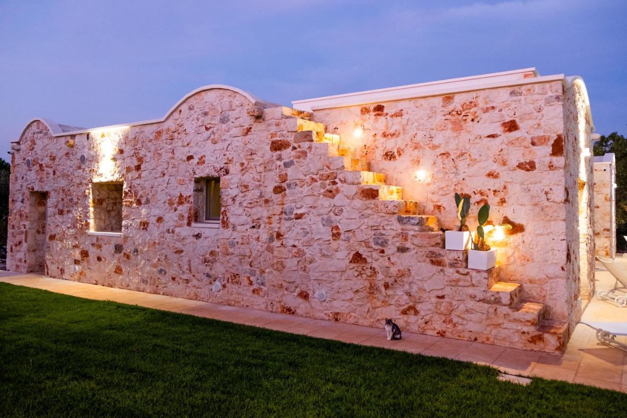 Casa Tonini Villa ออสตูนี ภายนอก รูปภาพ