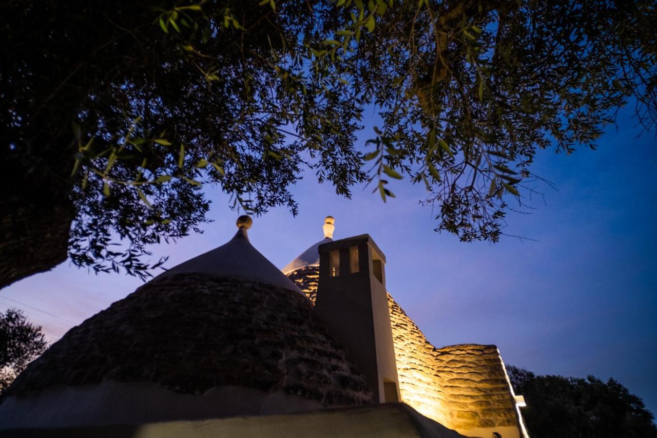 Casa Tonini Villa ออสตูนี ภายนอก รูปภาพ