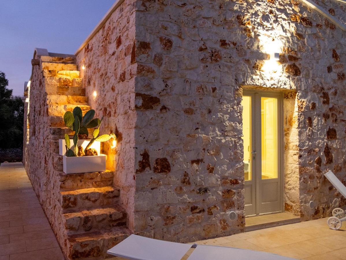 Casa Tonini Villa ออสตูนี ภายนอก รูปภาพ